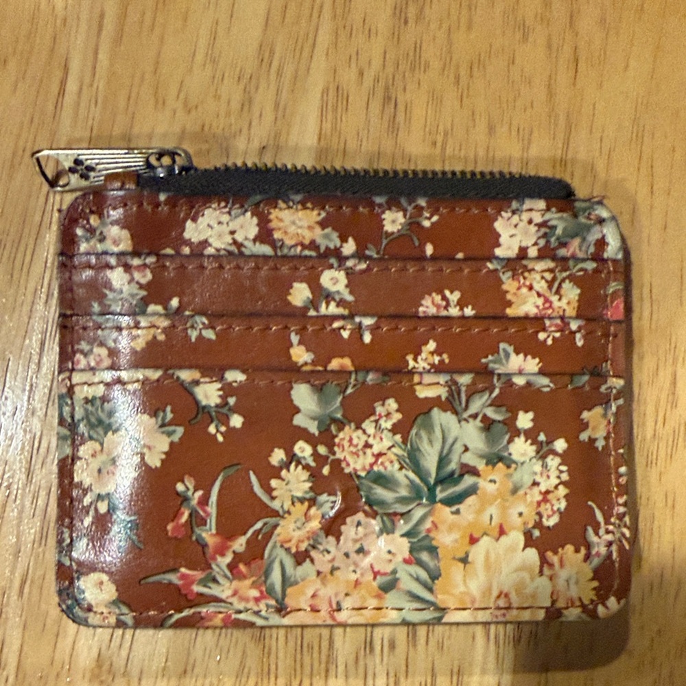 Patricia Nash Card Holder - Picture 3 of 6